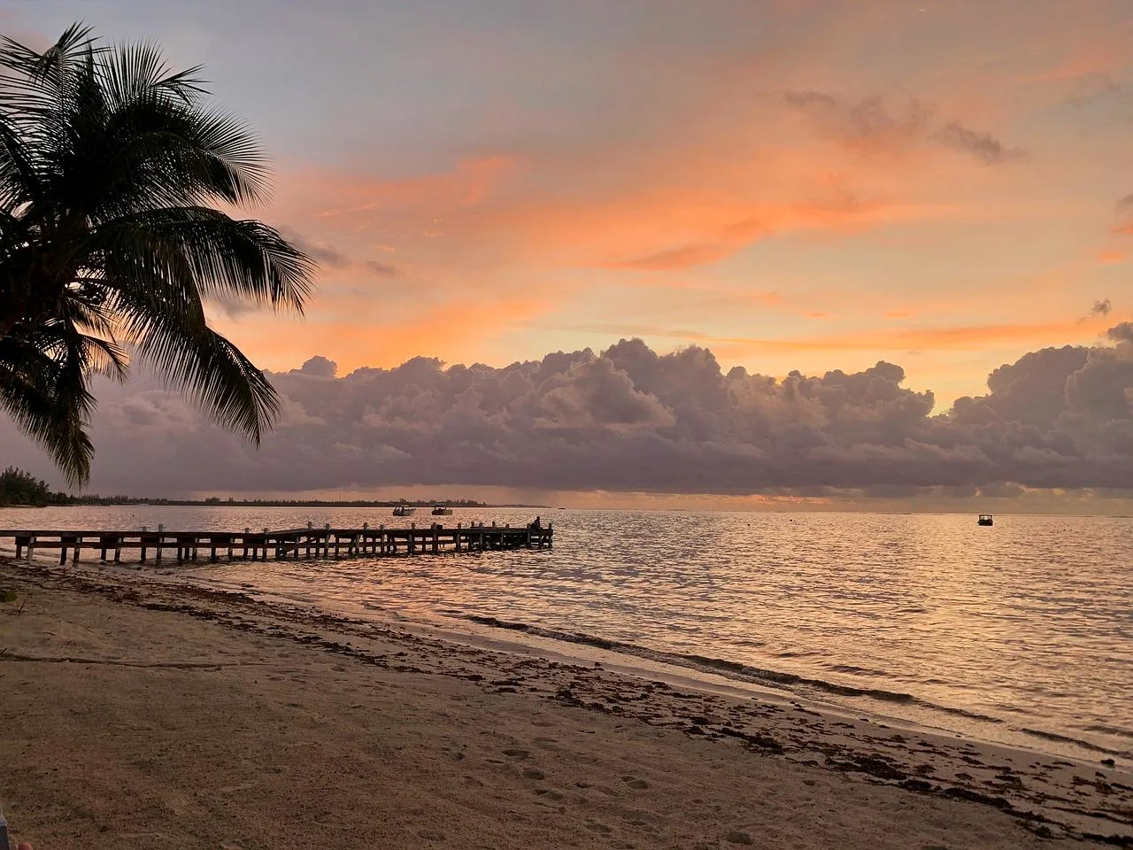 Solo travel to Grand Cayman in the Cayman Islands