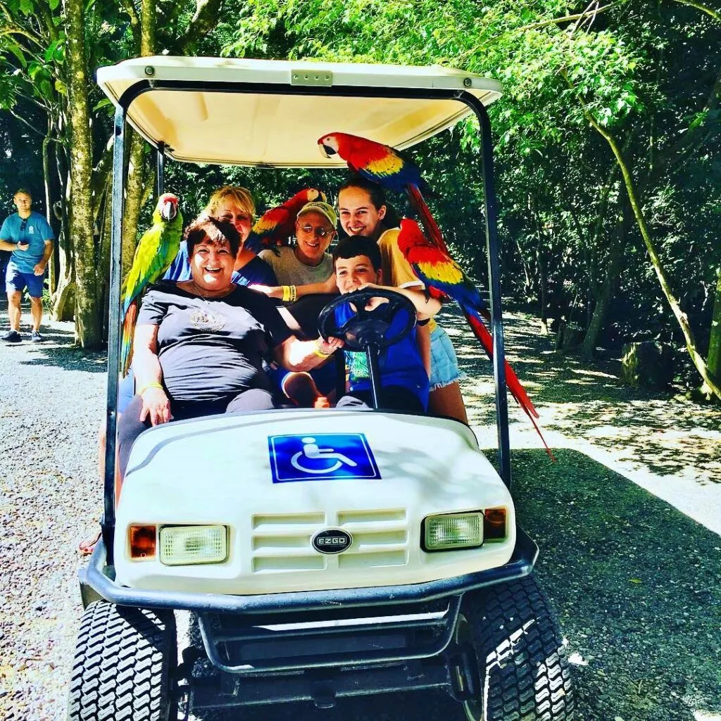 Gumbalimba Park, Roat&aacute;n