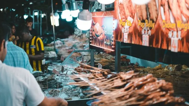 13 Best Malaysian Street Foods To Try in Kuala Lumpur, Malaysia