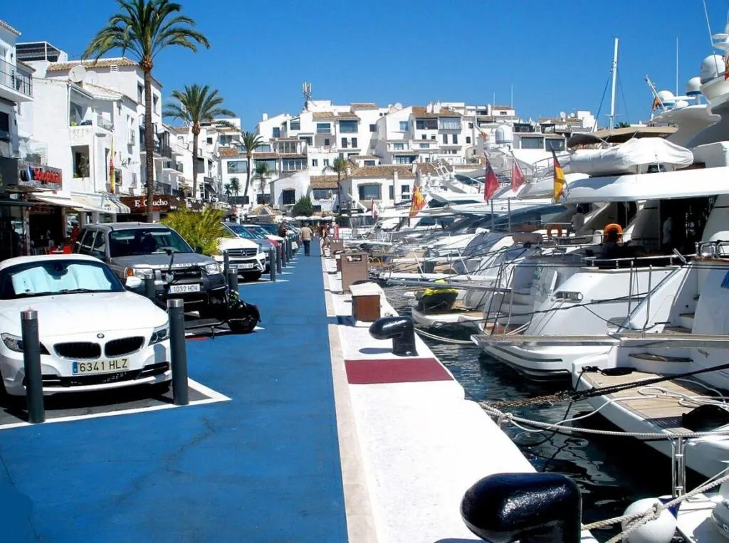 Puerto Banús