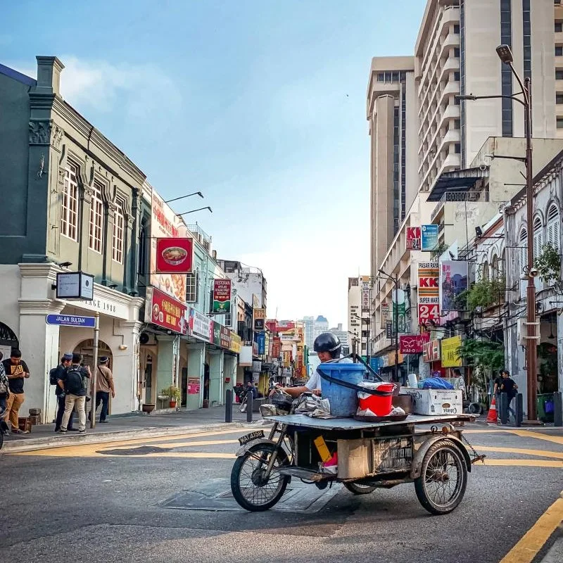 Hawker in the middle of KL