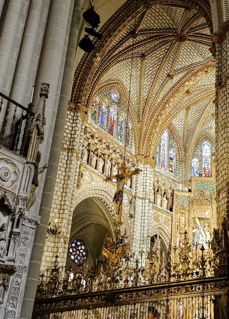 toledo spain cathedral inside