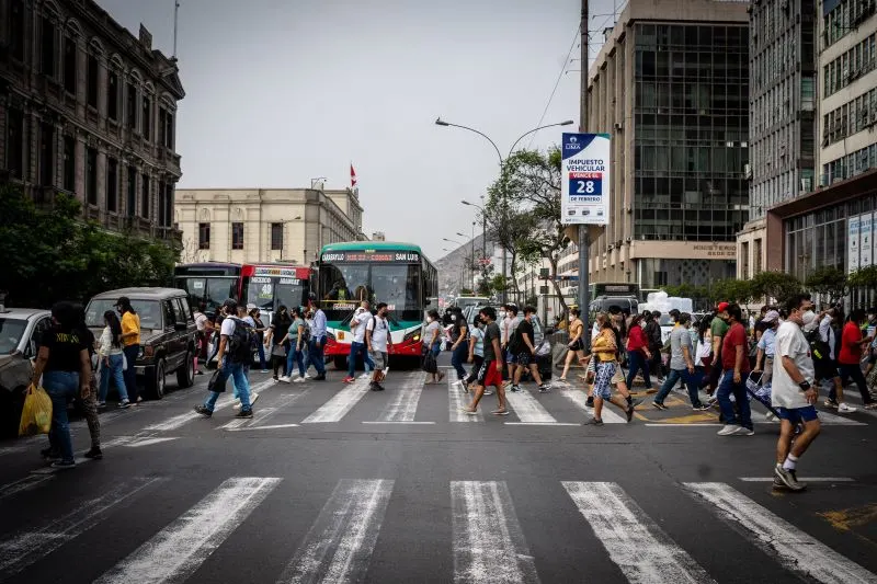 Lima bus