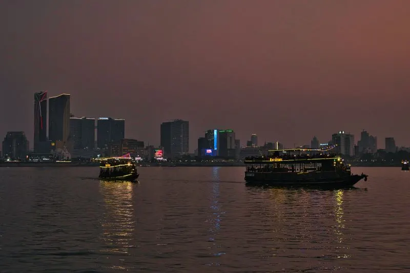 Tonle Sap River Phnom Pehn, Cambodia