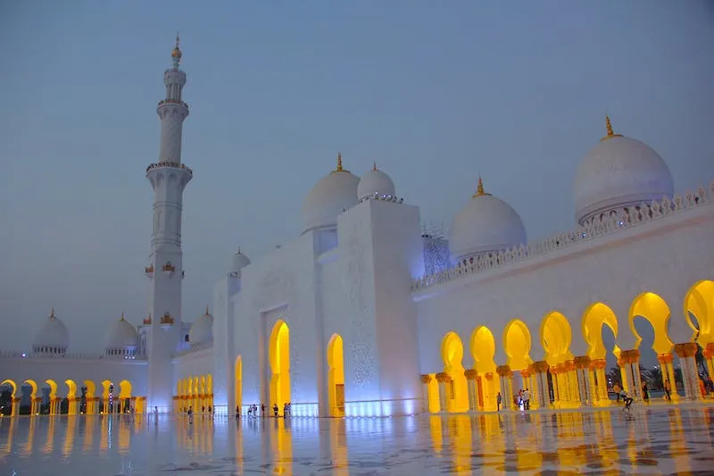 abu dhabi sheikh zayed mosque picture at night
