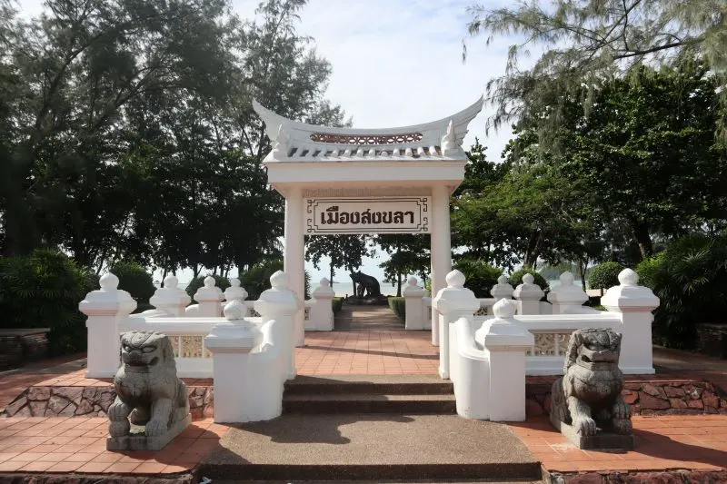 Cat and Rat Statue Songkhla, Thailand