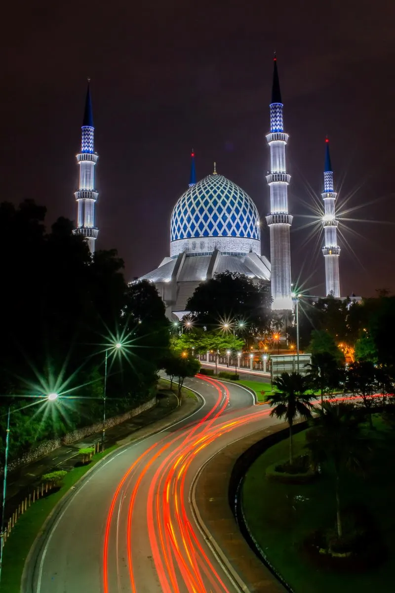 Sultan Salahuddin Abdul Aziz Shah Mosque, Selangor, Malaysia