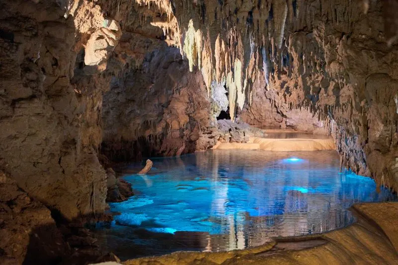 Gyokusendo Cave Okinawa, Japan
