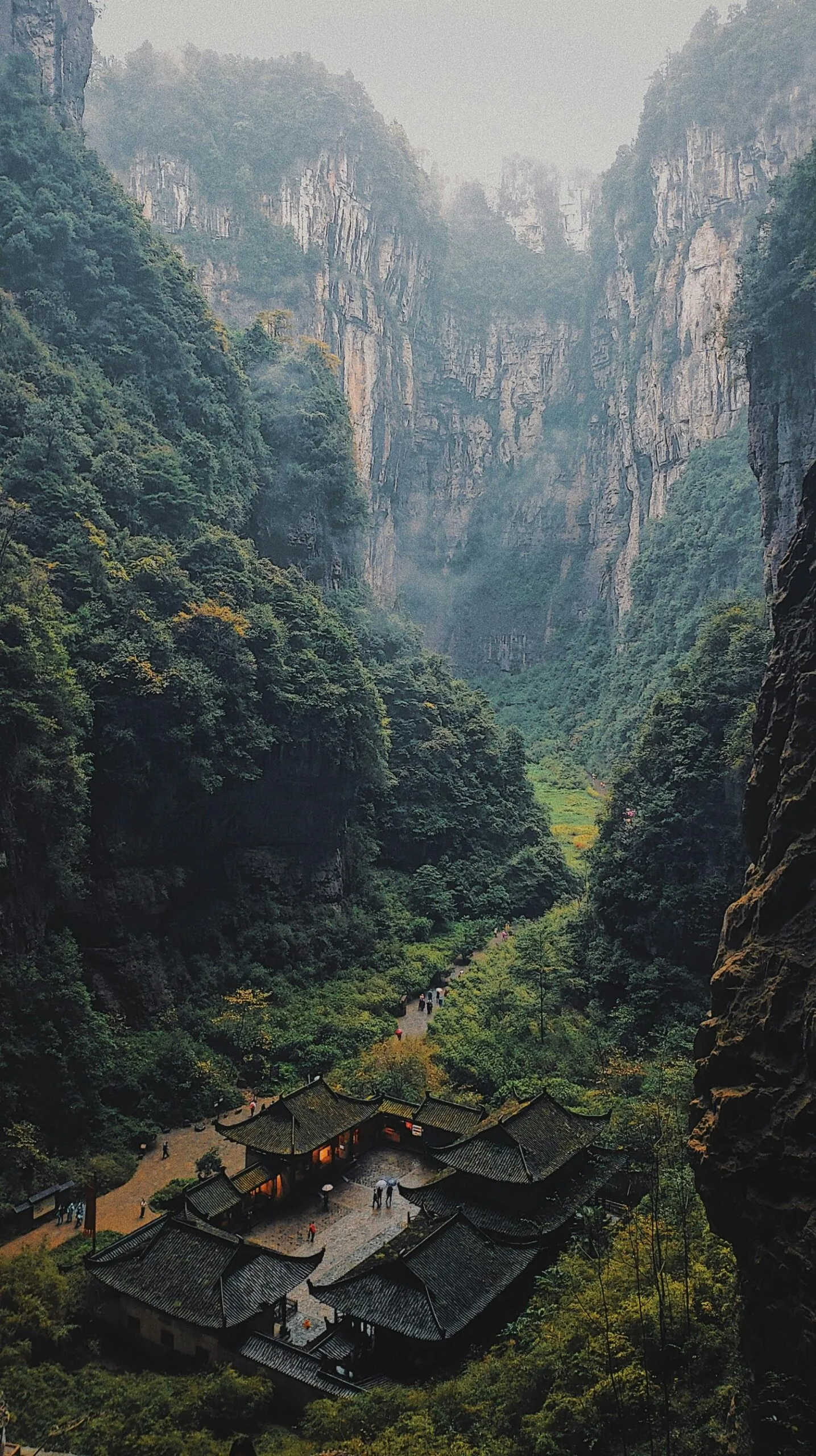 China Jinan Hongye Valley green mountains