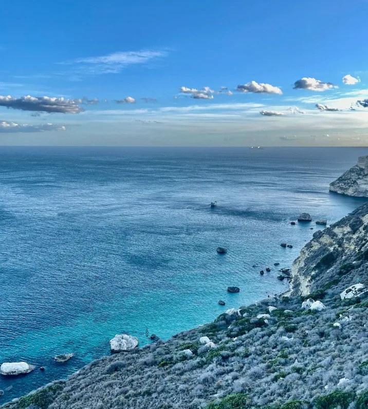 Colle di Sant'Elia blue water