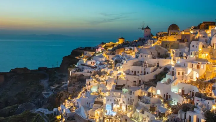 oia greece travel tips the go guy