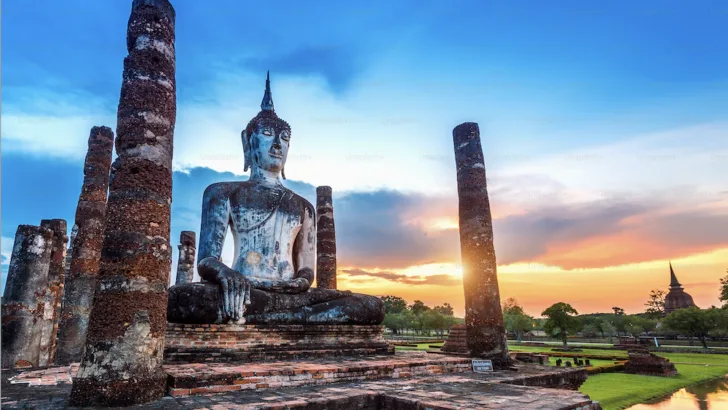 sukhothai thailand the go guy