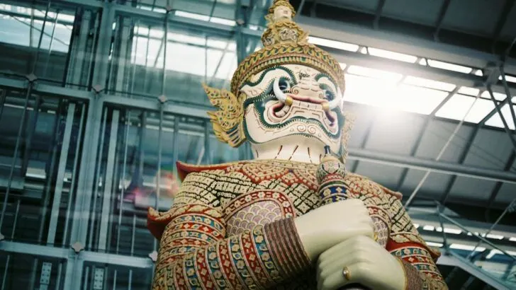 bangkok suvarnabhumi airport complete guide the go guy