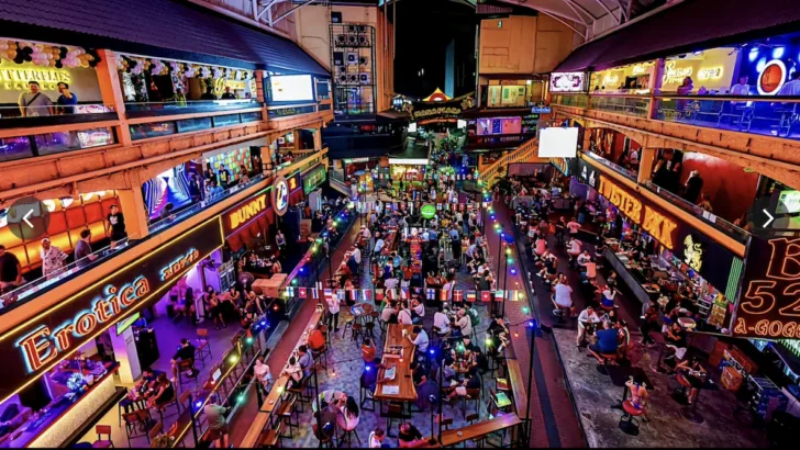 nana plaza bangkok nightlife the go guy