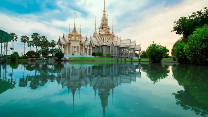 the go guy thailand temple mistakes to avoid