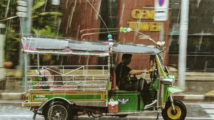 bangkok sneaky scams how to avoid them the go guy